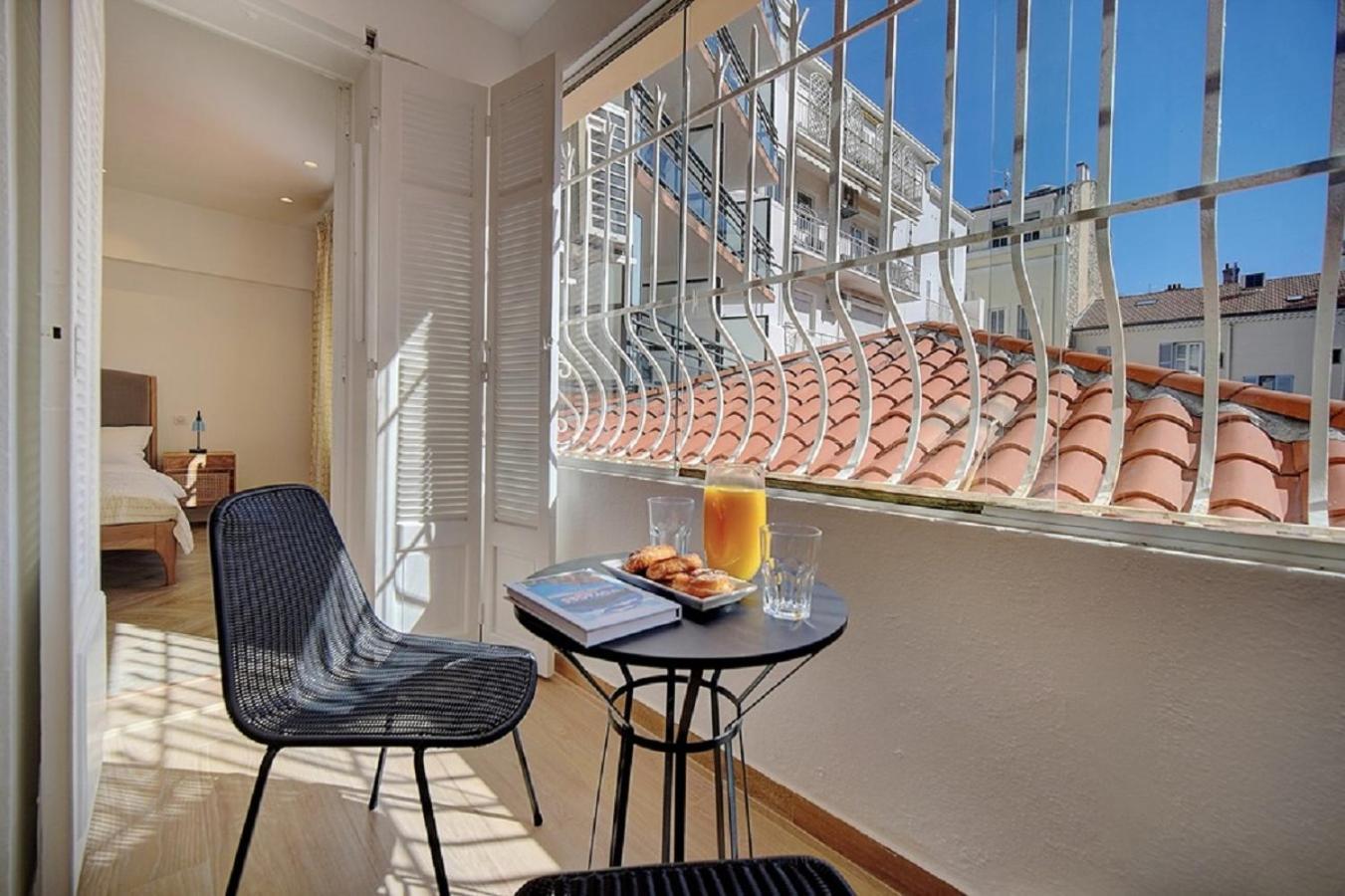 Magnifique 3 Pieces Renove Cannes Centre 'Banane' Avec Veranda ! A2B88 エクステリア 写真