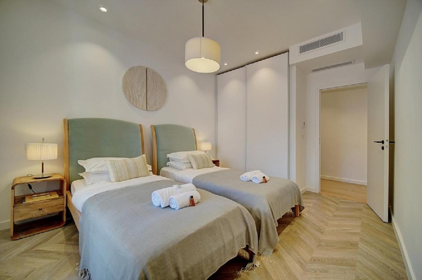 Magnifique 3 Pieces Renove Cannes Centre 'Banane' Avec Veranda ! A2B88 エクステリア 写真