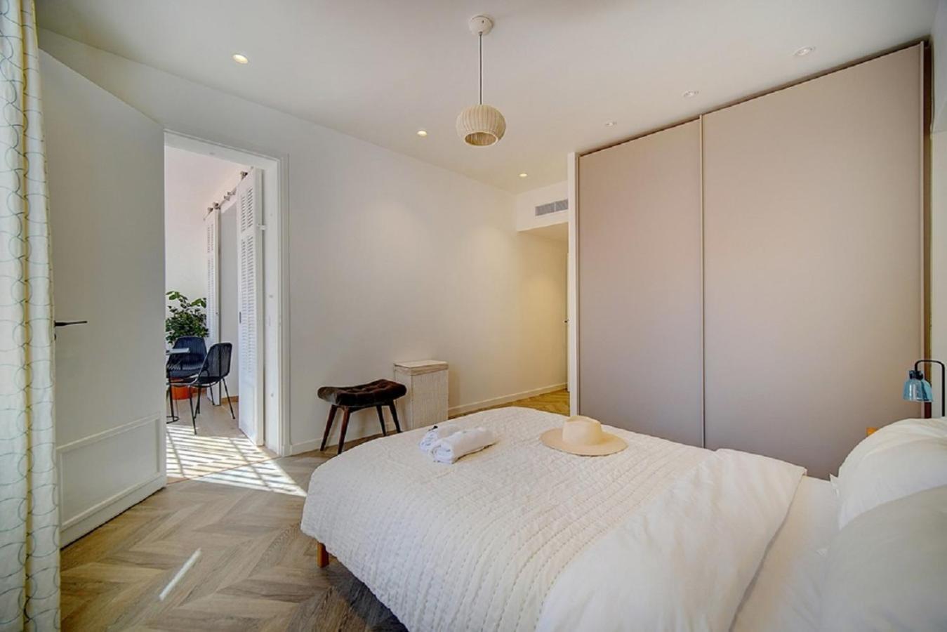 Magnifique 3 Pieces Renove Cannes Centre 'Banane' Avec Veranda ! A2B88 エクステリア 写真