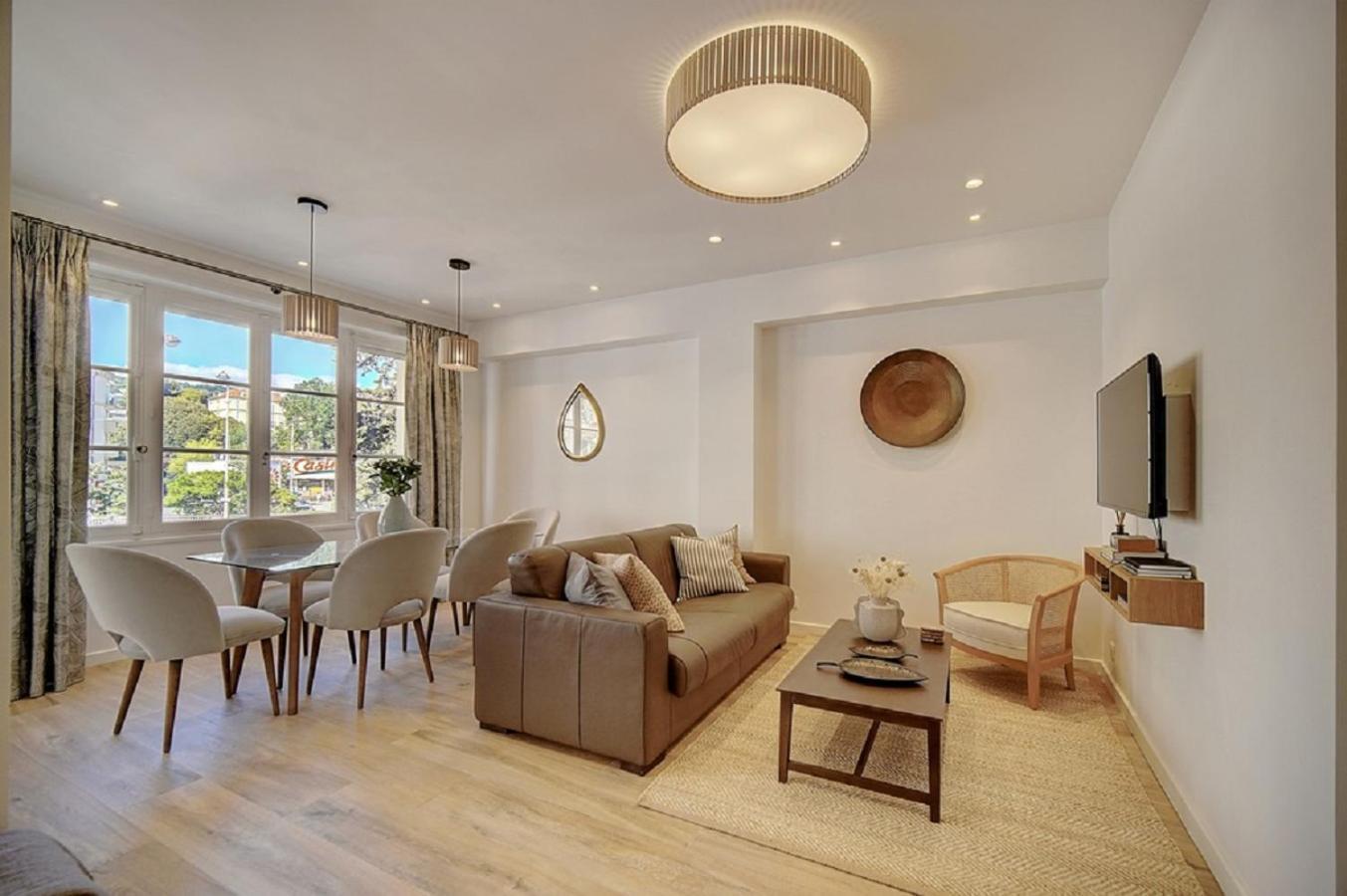 Magnifique 3 Pieces Renove Cannes Centre 'Banane' Avec Veranda ! A2B88 エクステリア 写真